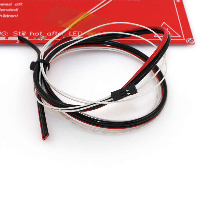 Vyhřívaná podložka MK2B, 214x214mm, vč. kabelů a termistoru | 12V, 24V