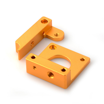 Kovový extrudér MK8 zlatý | ľavý